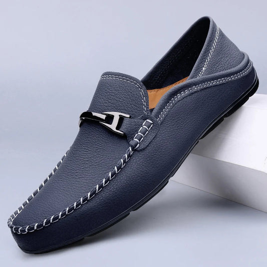 Slipper für Herren im klassischen Loafer-Schnitt