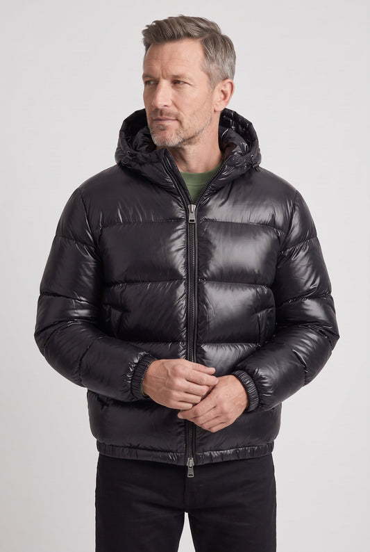 Herren-Steppjacke mit Kapuze für einen warmen Winterlook