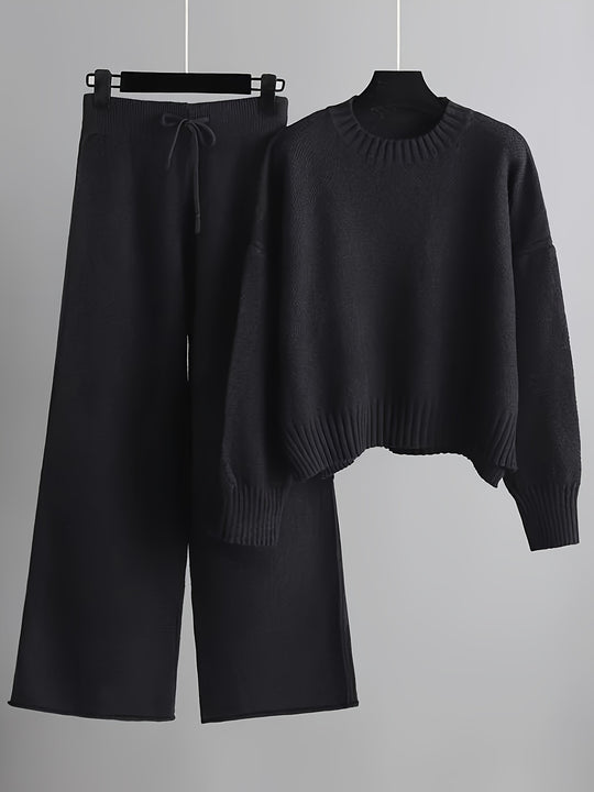 Two-piece knitwear set with round neck and wide-leg trousers for women