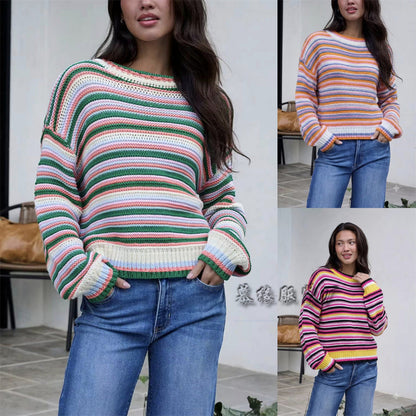 Damen-Strickpullover mit Streifen und Rundhalsausschnitt in Vorderansicht