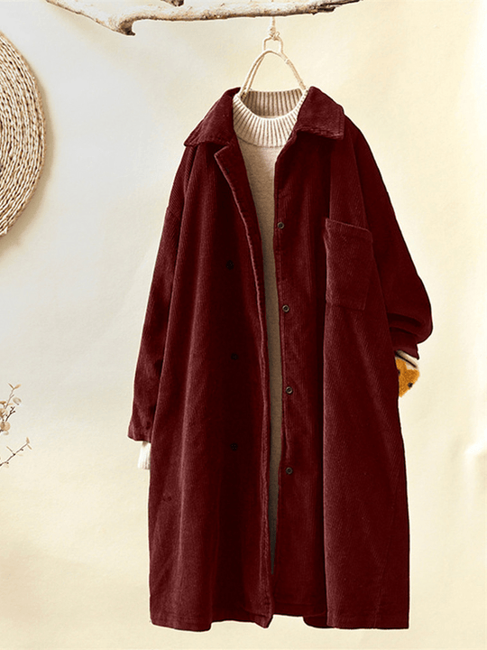 Women's coat with a feminine, cozy design 