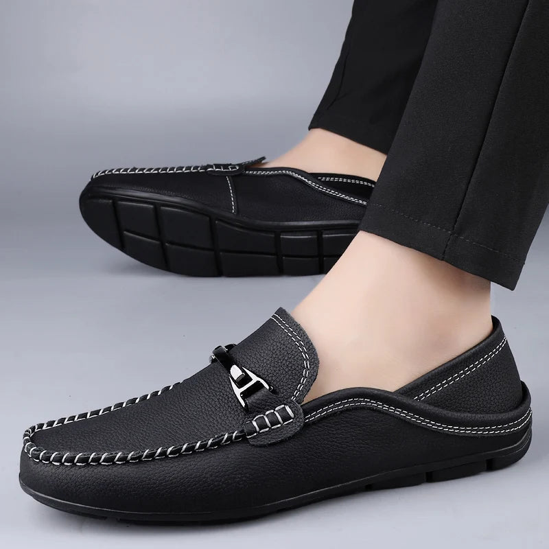 Slipper für Herren im klassischen Loafer-Schnitt
