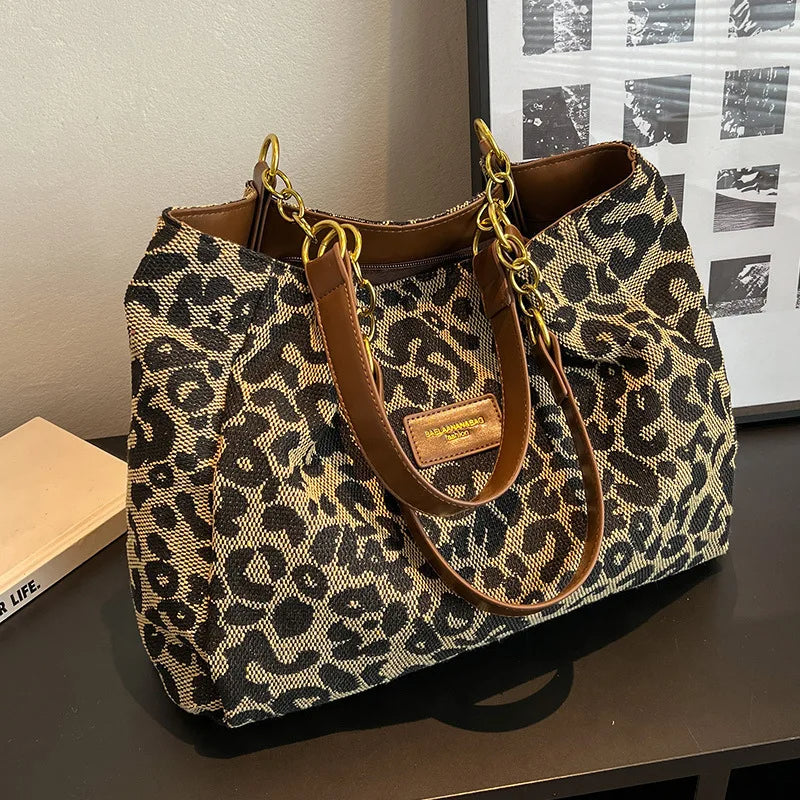 Trendy leopard canvas bag for women