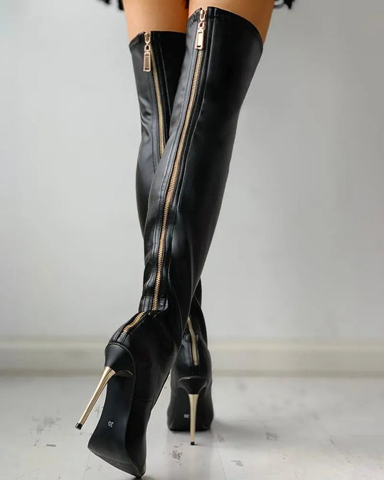 Women's ankle boots with heels and classic design 