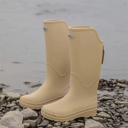Wasserdichte Gummistiefel für Damen im modernen Design