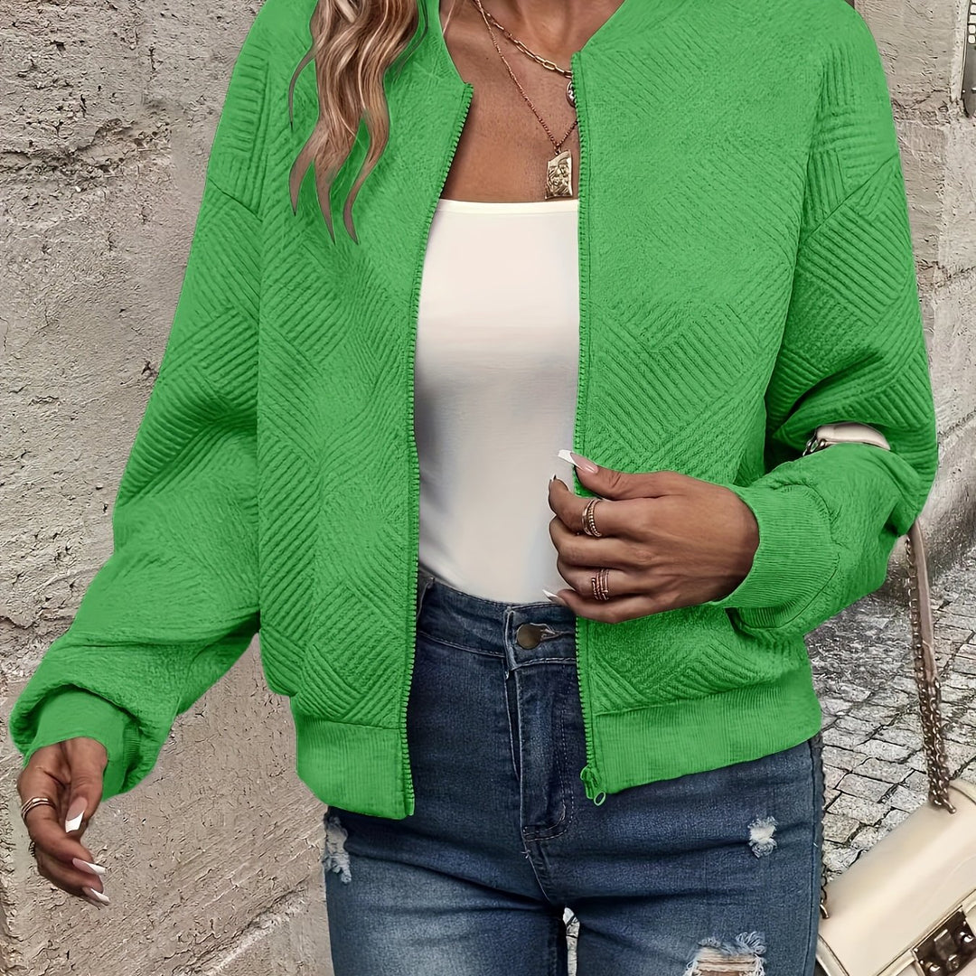 Lightweight transitional jacket with stand-up collar and zipper for women