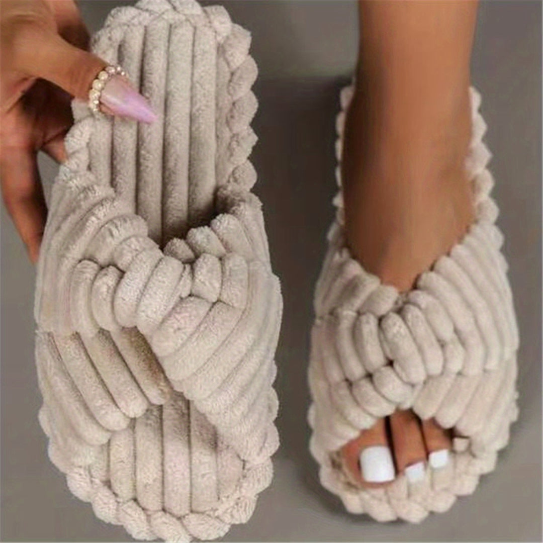Open cross-strap slippers for women