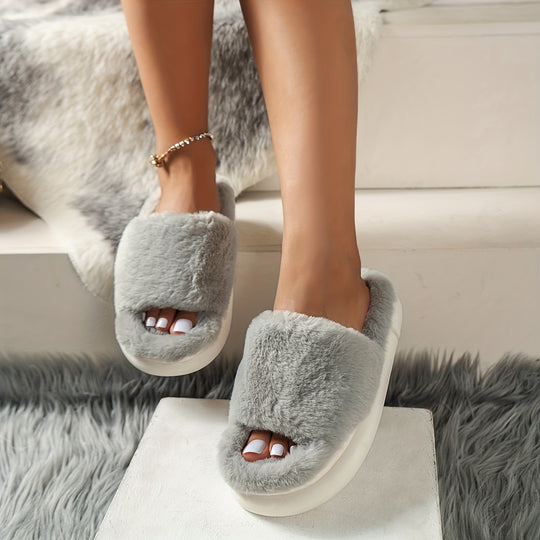 Plush slippers in a single-band design for women