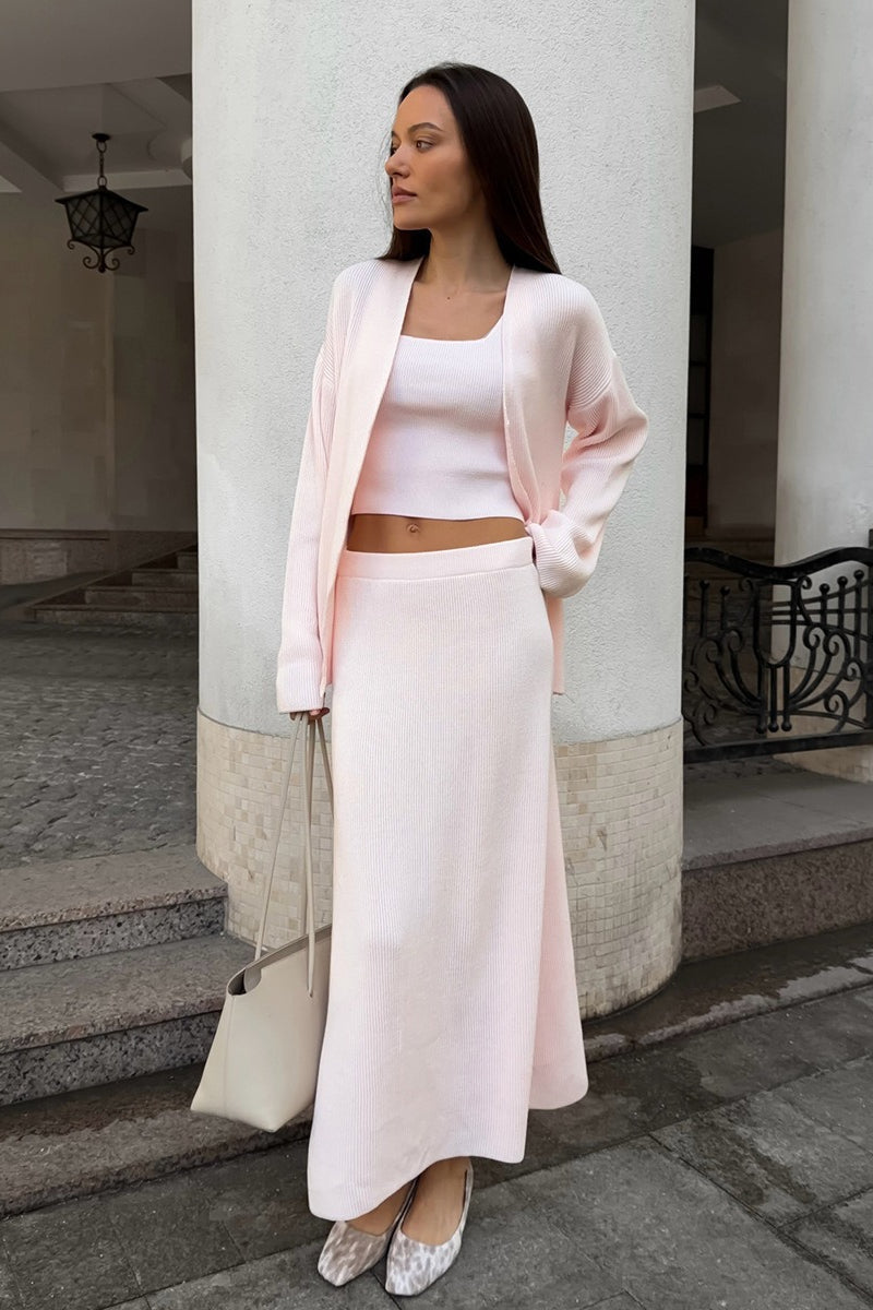 Damen-Strickset mit Cardigan und Maxirock in der Gesamtansicht