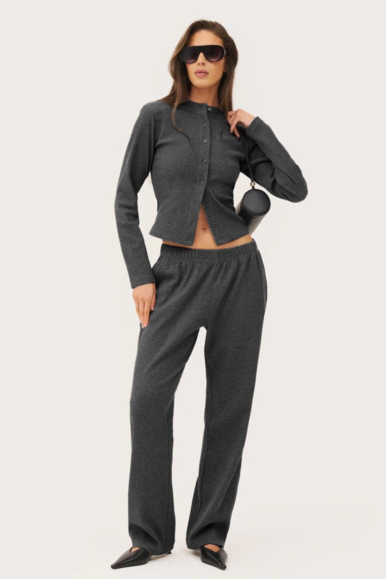 Gerippter Zweiteiler für vielseitige Damen-Looks