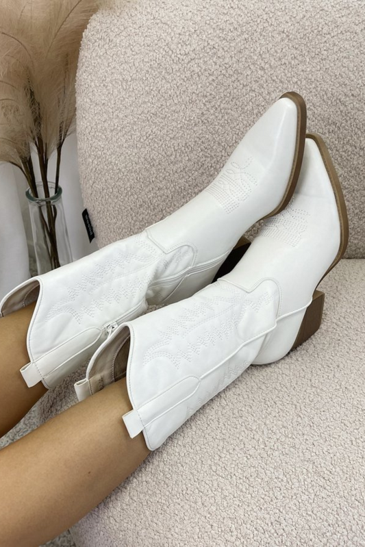 Damenstiefel im Westernstil aus braunem Kunstleder