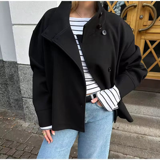 Women's short coat with double-breasted design