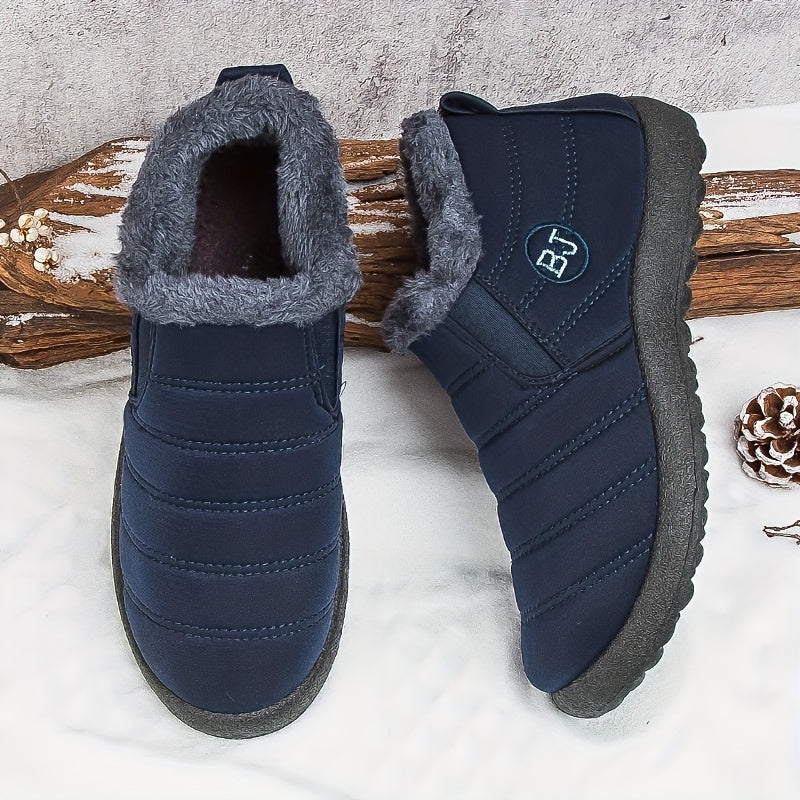 Lined slip-on snow boots with profiled sole for women