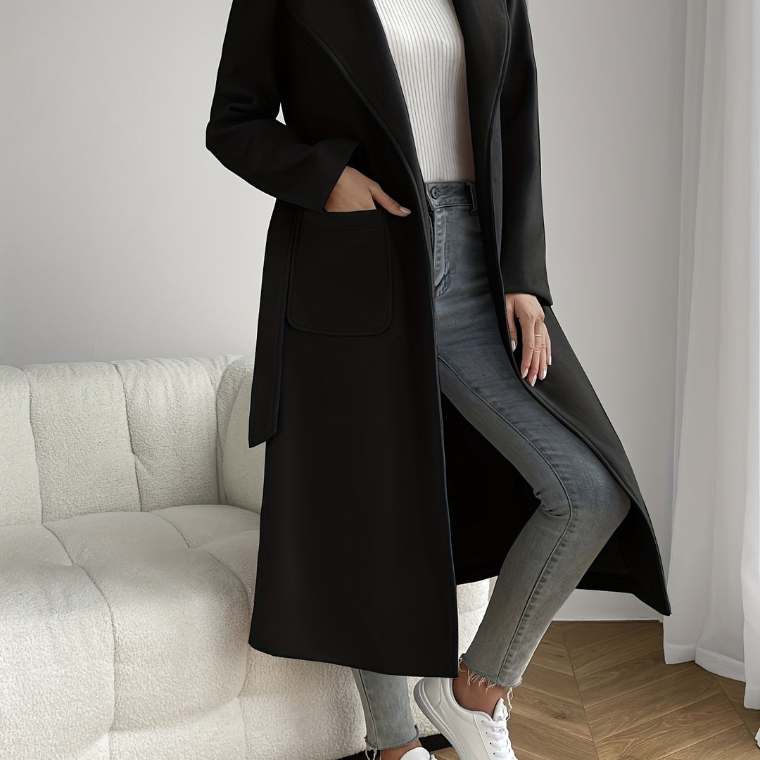 Trench coat with belt and pockets for women