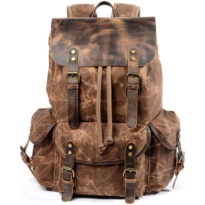 Geräumiger Canvas-Rucksack mit Seitentaschen