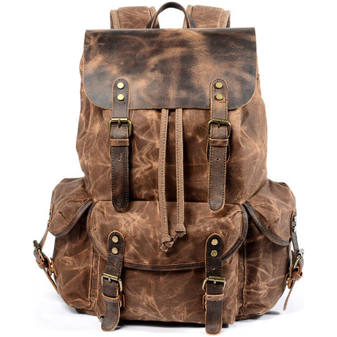 Geräumiger Canvas-Rucksack mit Seitentaschen