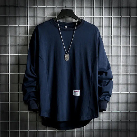 Men's Sweater with Drop Hem and Crew Neck 