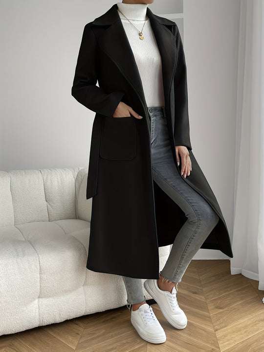 Trench coat with belt and pockets for women