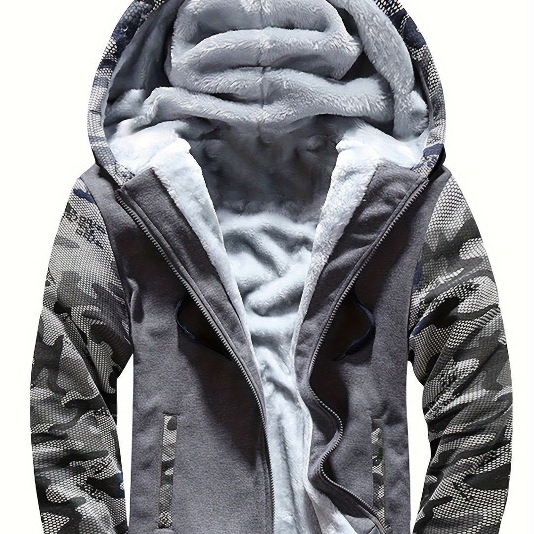 Warm camouflage fleece jacket with hood for men