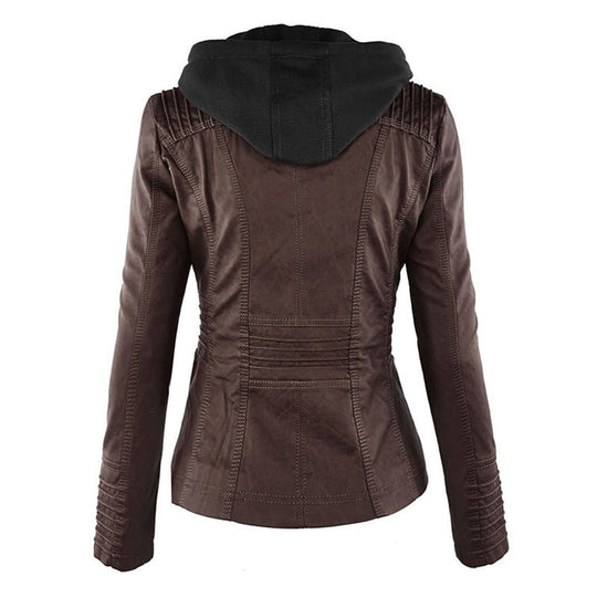 Women's hooded jacket in a weatherproof design 