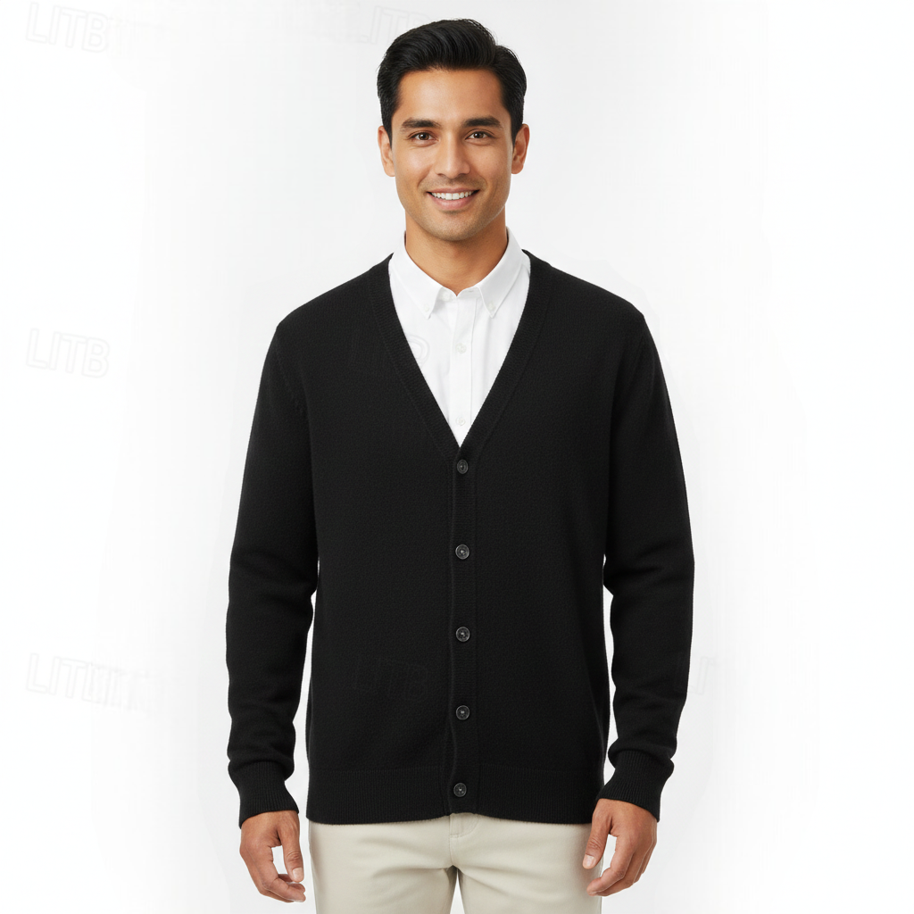 Vorderansicht einer klassischen Herren-Strickjacke mit V-Ausschnitt