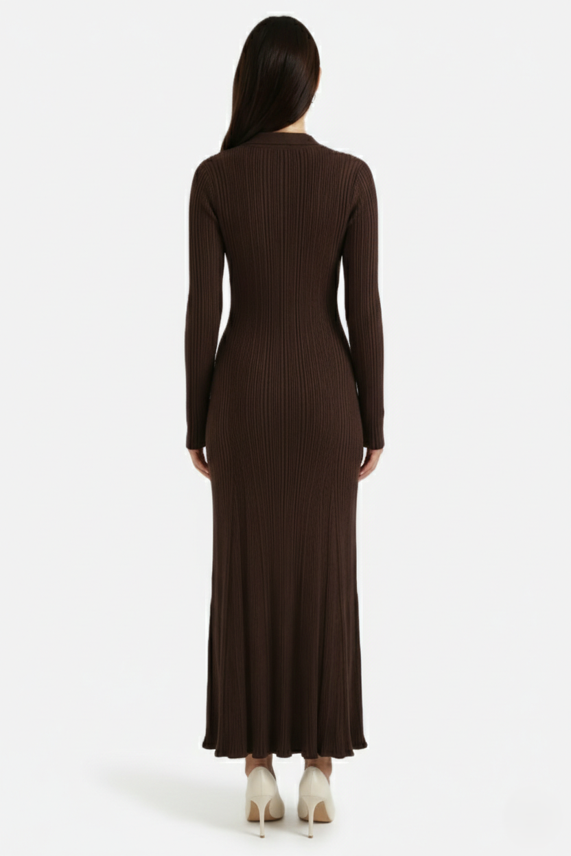 Damenkleid in Maxilänge mit schlichtem Strickdesign