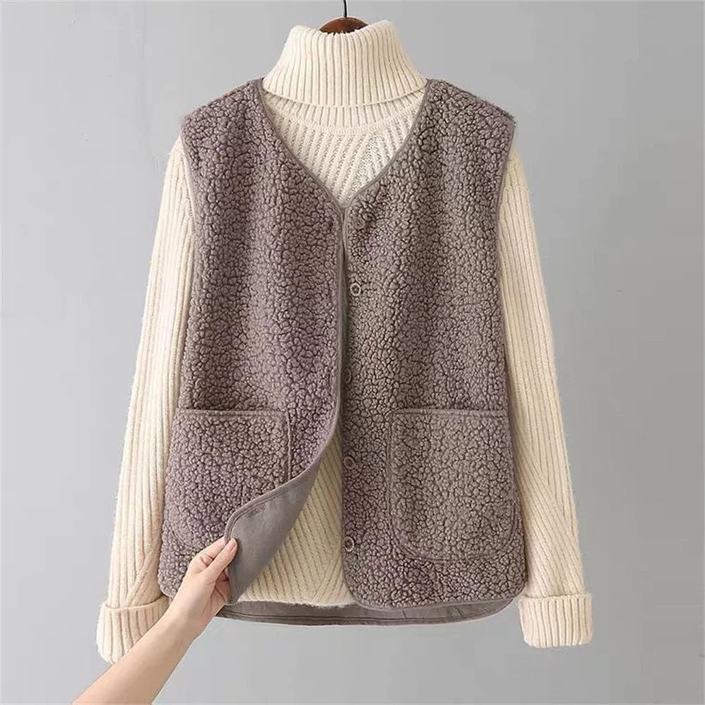 Women's Cardigan with Classic Cut