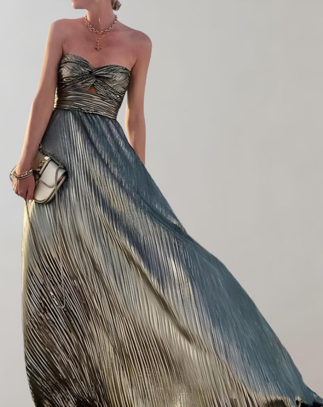 Women's Long Pleated Dress with Sweetheart Neckline