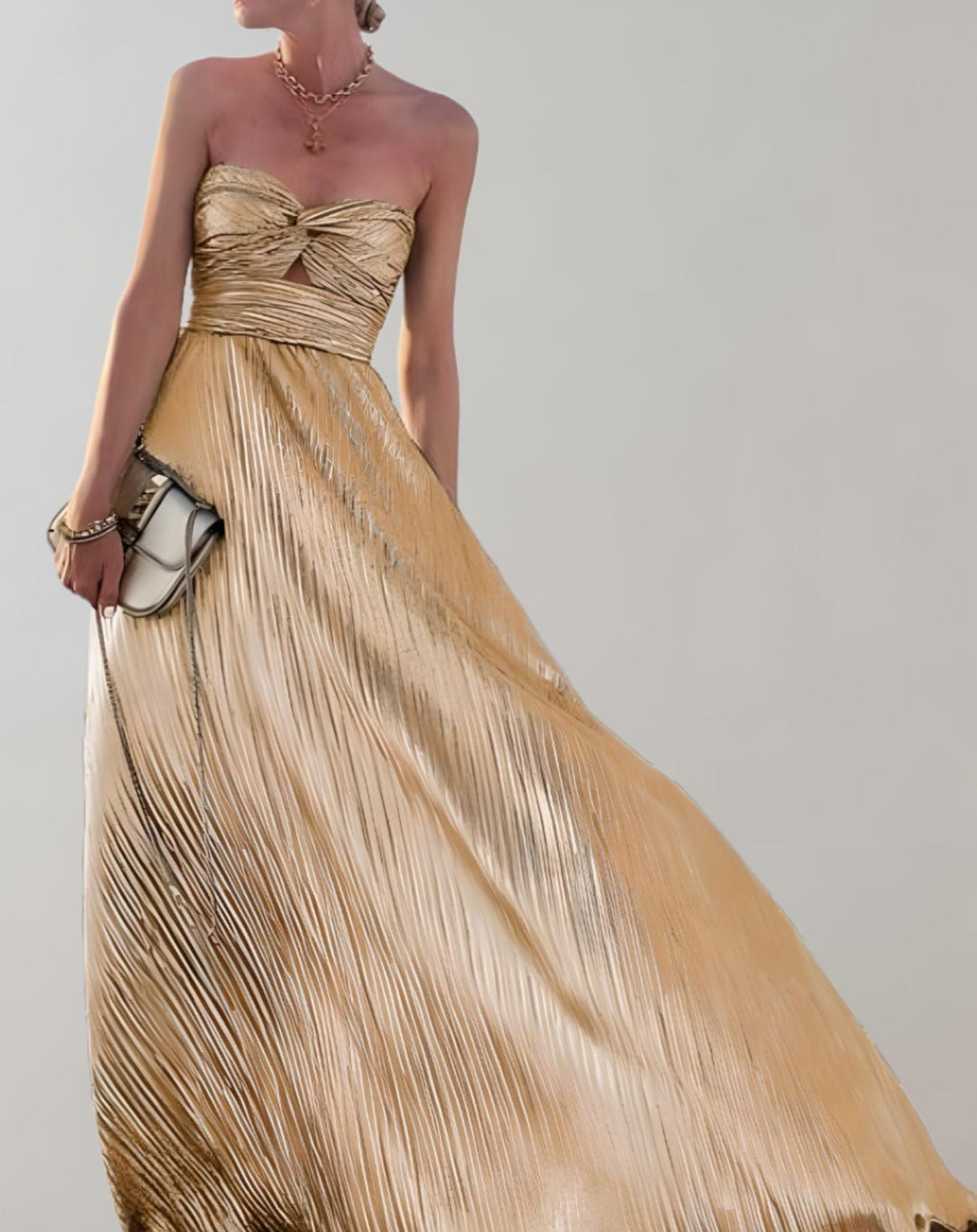 Women's Long Pleated Dress with Sweetheart Neckline