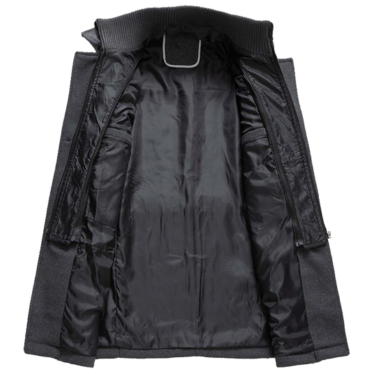 Fashionable coat with a classic cut for men