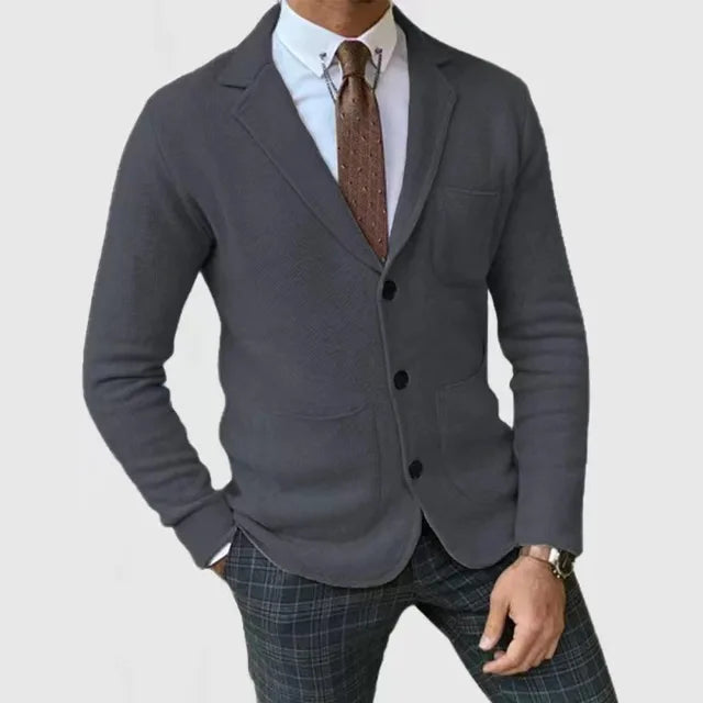 Men's knitted blazer with classic design 