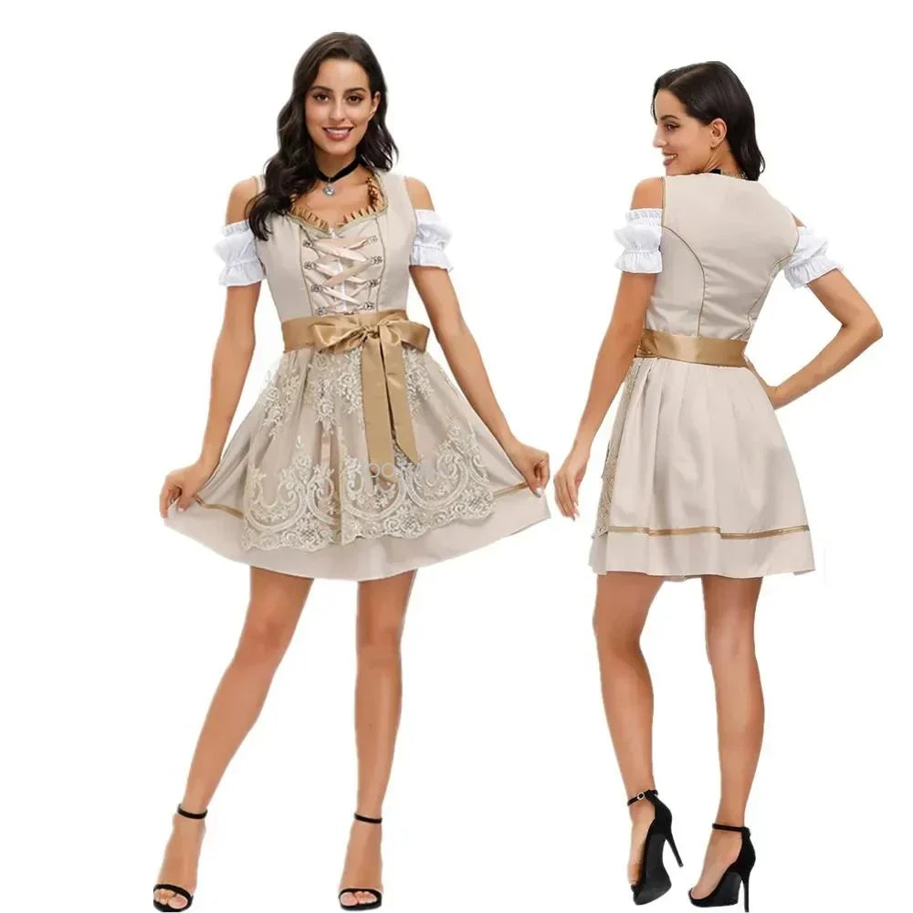 Damen-Trachtenkleid als festliches Outfit für das Oktoberfest