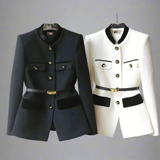 Women's coat with classic cut and belt 