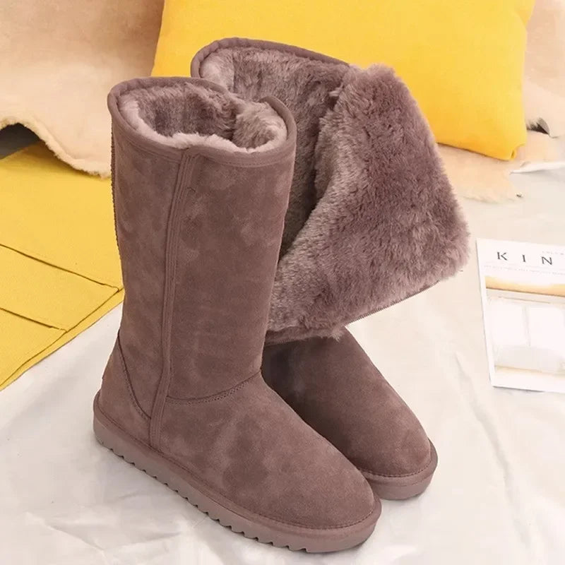 Women's Winter Boots with Insulated Design