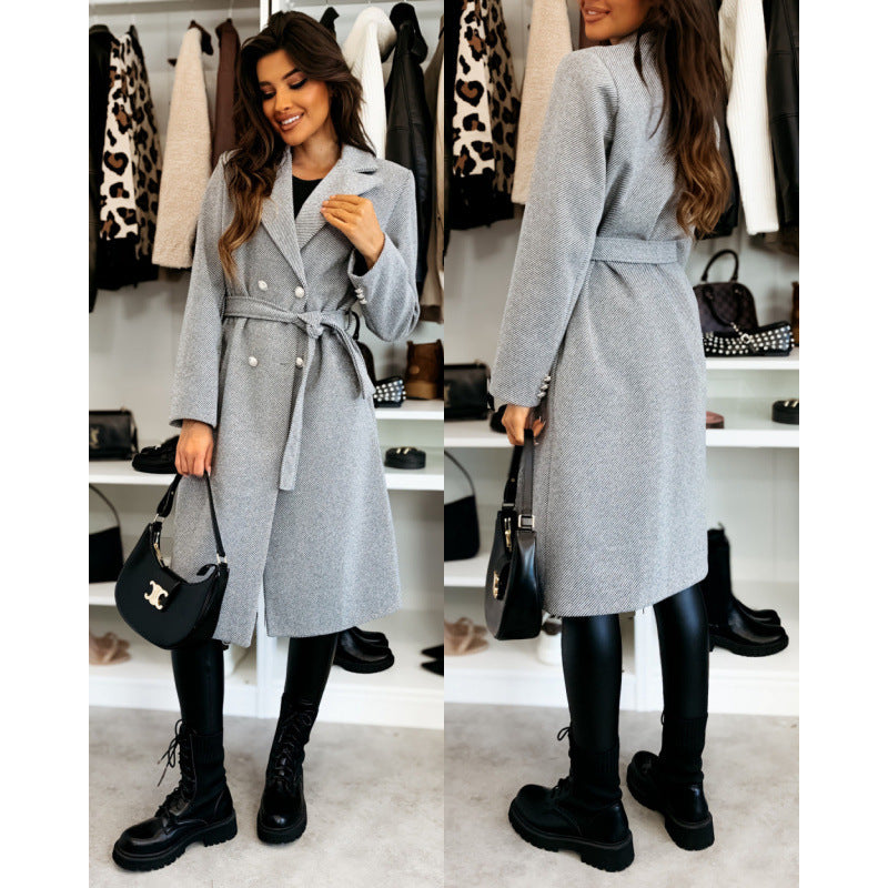 Women's coat with double-breasted button placket and belt
