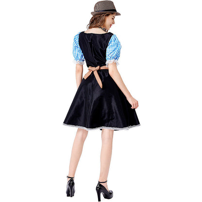 Geschnürtes Mieder des Damen-Dirndls in der Nahaufnahme