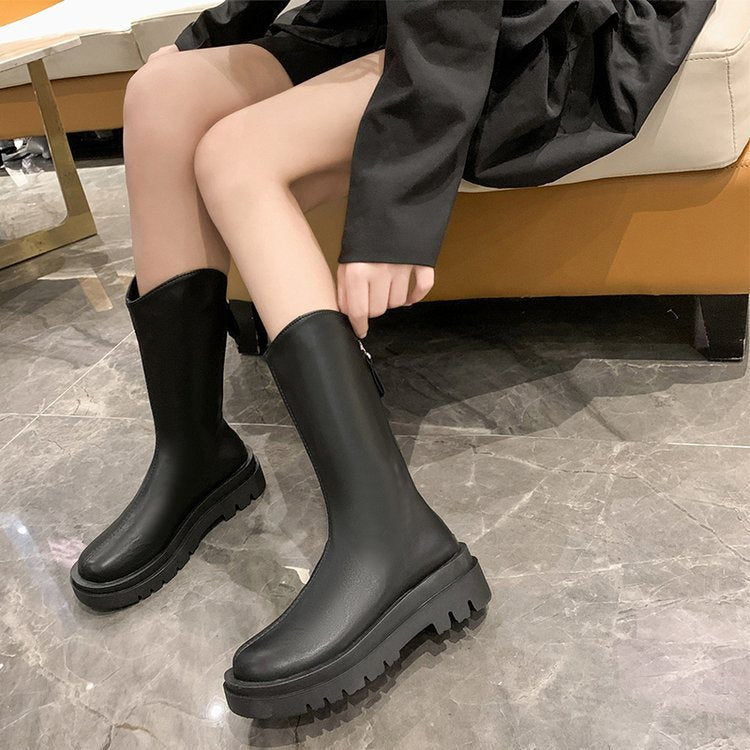 Hoher Schaft der Damen-Gummistiefel für zuverlässigen Regenschutz