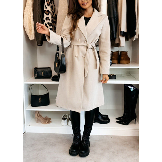 Women's coat with double-breasted button placket and belt