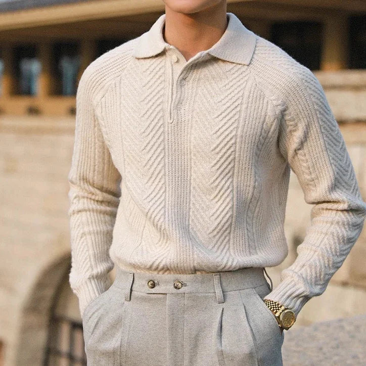 Men's knitted polo shirt with a modern pattern
