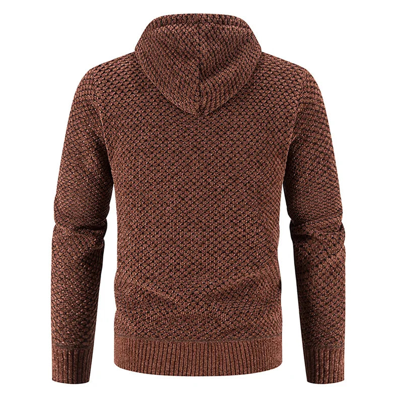 Men's lined cardigan for winter days