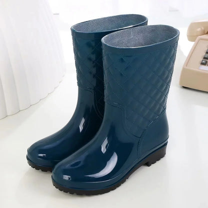 Detailaufnahme des elastischen Verschlusses am Damen-Regenstiefel