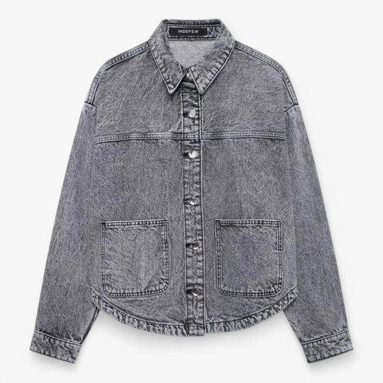 Women's denim jacket with a lightweight design 