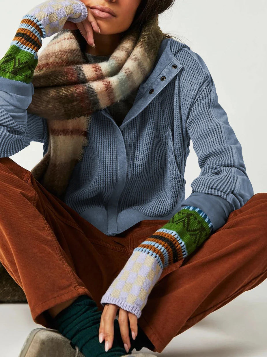 Women's hooded jacket with textured pattern