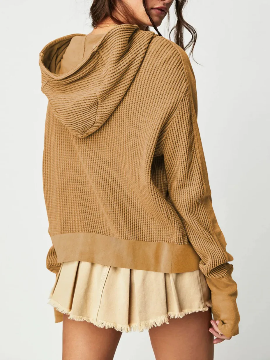 Women's hooded jacket with textured pattern