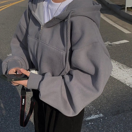 Damen-Sweatjacke mit geschlossenem Reißverschluss und lässiger Passform