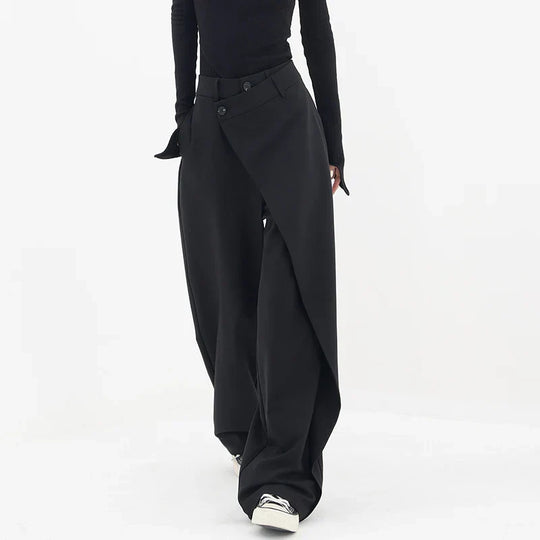 Women's casual trousers with a modern cut