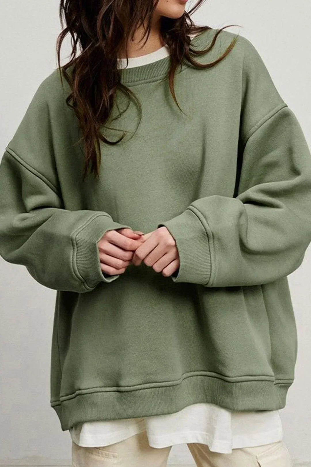 Women's Oversized Sweatshirt with Round Neck