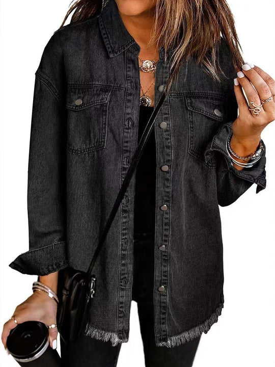 Women's denim jacket with a classic cut 
