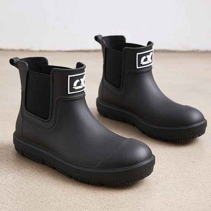 Ansicht der Öffnung und des Schafts der Damen-Regenstiefel