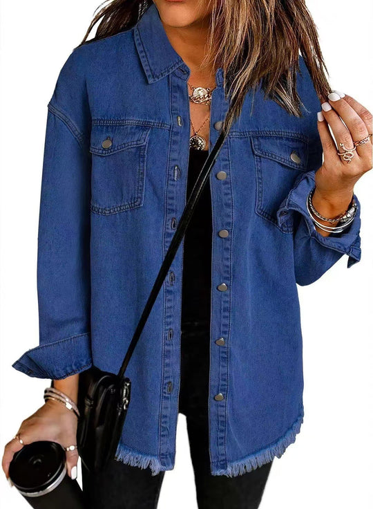 Women's denim jacket with a classic cut 